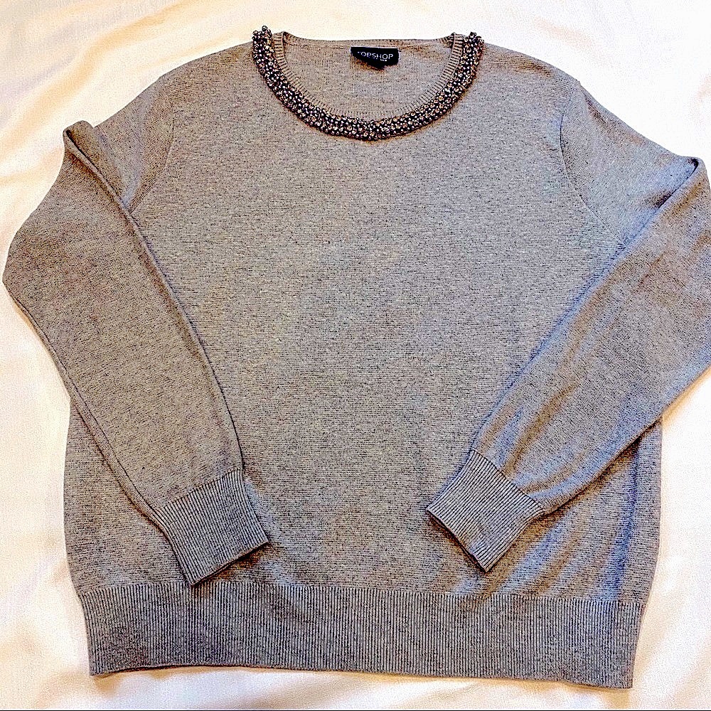 Top Shop Women’s Gray Sweater w Silver beads & stud Size 4